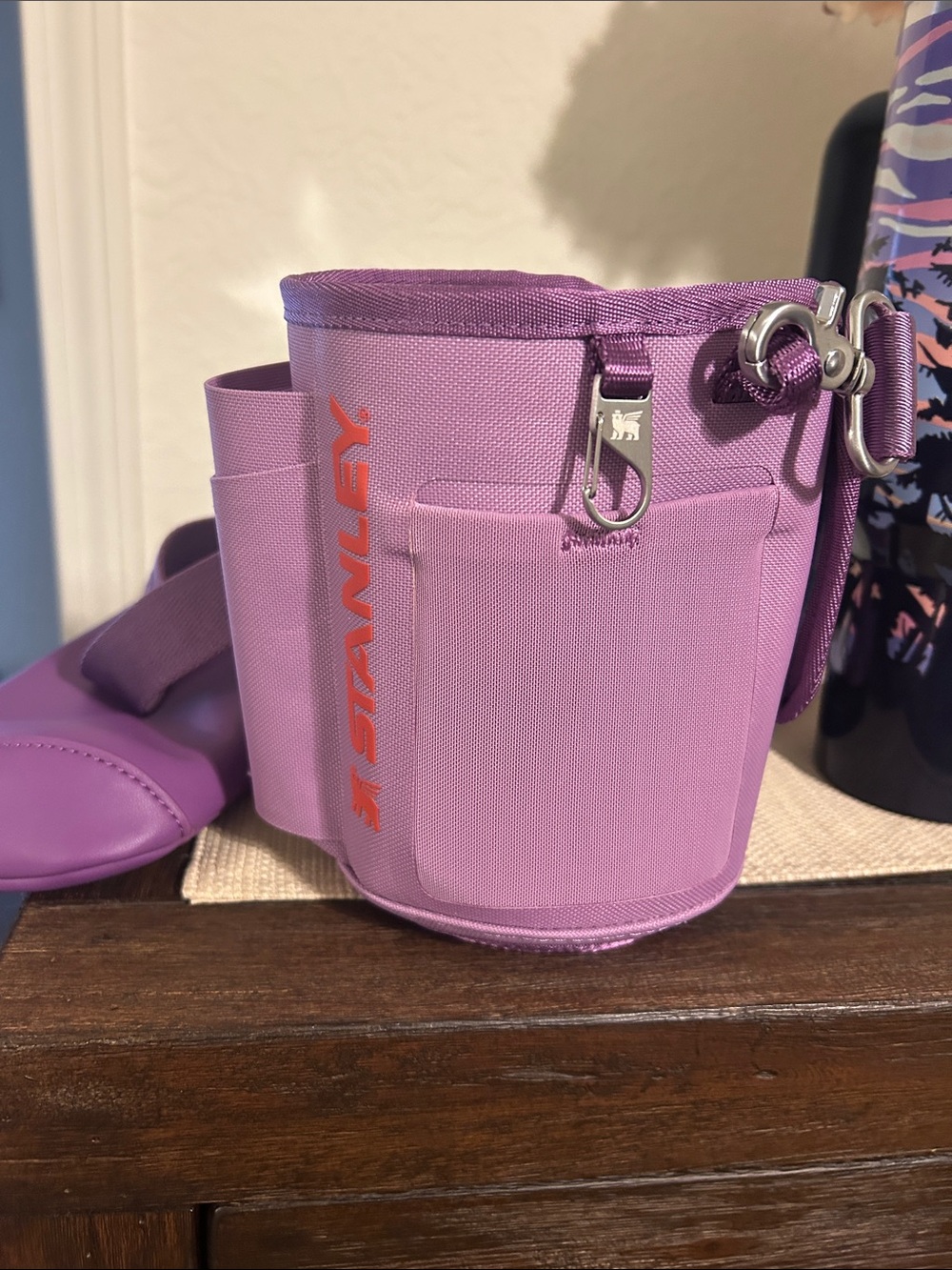 Stanley Lilac Travel Bundle - 40oz Carry-All & Essentials Max Phone Case Set